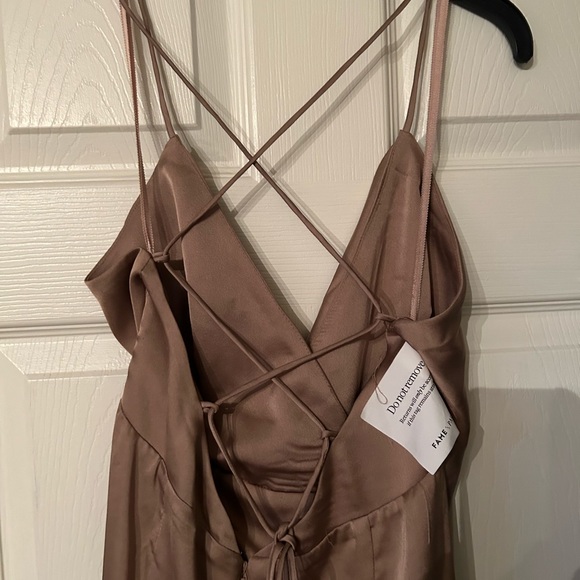 Fame Partners NWT Metallic Dress - Picture 3 of 7